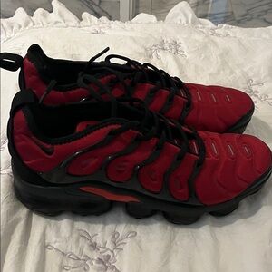 Nike Red and Black Sneakers Nike Vapor max plus size 8.5